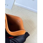 2024年11月1日秋冬新品入荷CELINE カードパック zhy工場