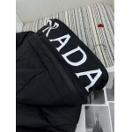 2024年11月5日秋冬新品入荷PRADA綿入れの服アウターxia 工場