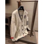 2024年11月20日秋冬新品入荷THOM BROWNE セーターアウター can工場