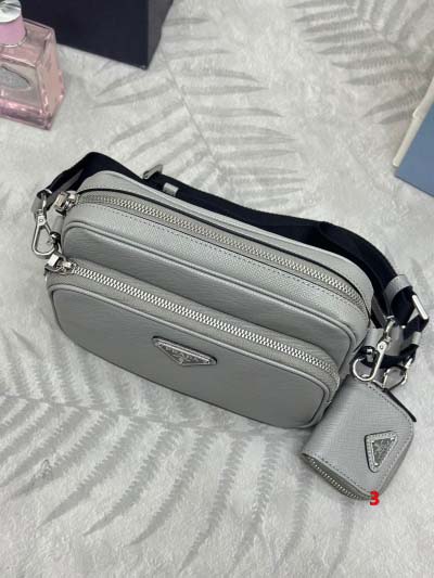 2025年早春高品質新品入荷 PRADA  バッグ 3工場