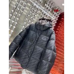 2024年12月4日入荷高級N品 冬 FENDI 在庫処分 両面 ダウンジャケット