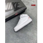 2024年12月20日秋冬新作入荷SUPREME & NIKE スニーカー FANG工場