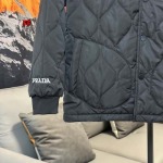 2024年12月23日秋冬新品 PRADA 綿入れの服ジャケットアウター   FF工場