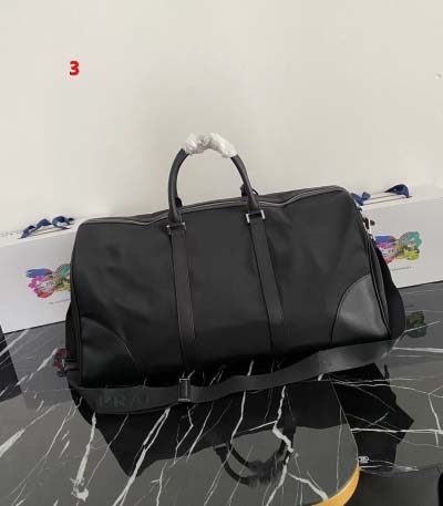 2025年早春新品入荷 PRADA  バッグの男性 3工場