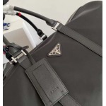 2025年早春新品入荷 PRADA  バッグの男性 3工場