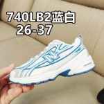 2025年1月30日新品入荷740 SIZE26-37 子供靴 スニーカー/ランニングシューズ/カジュアルシューズ