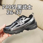 2025年1月30日新品入荷740 SIZE26-37 子供靴 スニーカー/ランニングシューズ/カジュアルシューズ