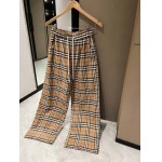 2025年2月7日新商品MiuMiuニット半袖