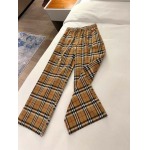 2025年2月7日新商品MiuMiuニット半袖