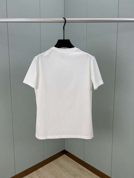 2025年4月9日入荷新作loewe半袖 Tシャツ高級品/MP工場