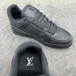 2025年4月23日入荷新品Louis Vuitton男女兼用原版復刻 ブランド靴本革製ギフト/誕生日/CT工場