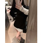 2025年4月29日入荷春夏新作Miumiu長袖Tシャツ can工場