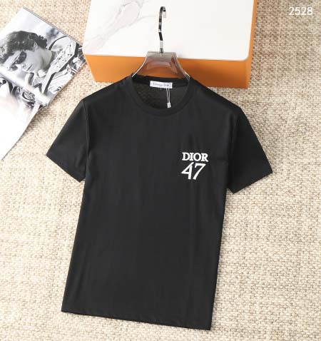 2025年5月16日入荷新作Dior半袖 Tシャツ高品質/人気/誕生日プレゼント/bst工場