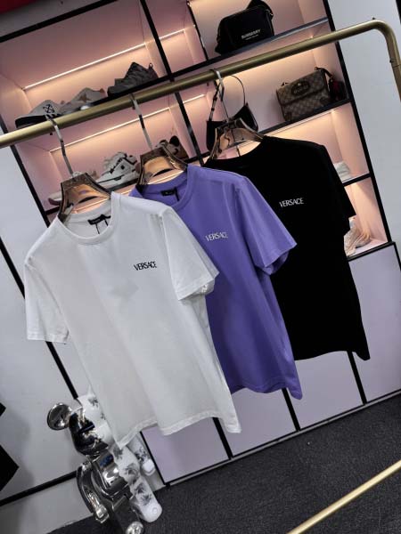 2025年5月20日入荷新作Versace半袖Tシャツ 原版复刻高級品香港の会社超厳選★入手困難/誕生日プレゼント/yinx工場M-XXXL