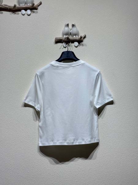 2025年5月23日入荷新作Louis Vuitton半袖 tシャツ女性用高品質★誕生日プレゼント/結婚祝い/内祝い/贈り物/SD工場