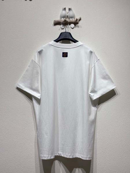 2025年5月27日入荷新作Louis Vuitton半袖 tシャツ男女兼用高品質★ファッション/誕生日プレゼント/贈り物/SD工場