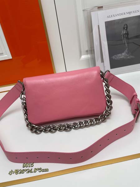2025年5月29日入荷新作Balenciaga  新作23FallBB Soft 26*24.8*3cm/36*23.8*4cmお安い/人気/革/バッグ/XX工場