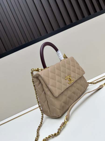2025年5月29日入荷新作   Chanel  coco handle  Coco  SIZE22x15x8 お安い/人気/革/バッグ/XX工場