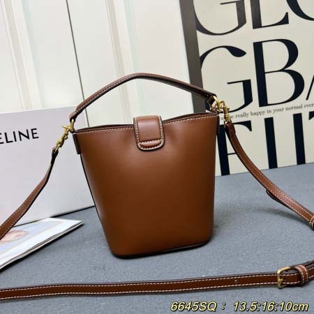 2025年5月29日入荷新作CELINE LouiseSIZE:13.5*16*10cmお安い/人気/革/バッグ/XX工場