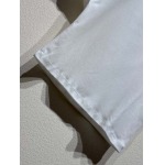 2025年5月23日入荷新作Louis Vuitton半袖 tシャツ女性用高品質★誕生日プレゼント/結婚祝い/内祝い/贈り物/SD工場