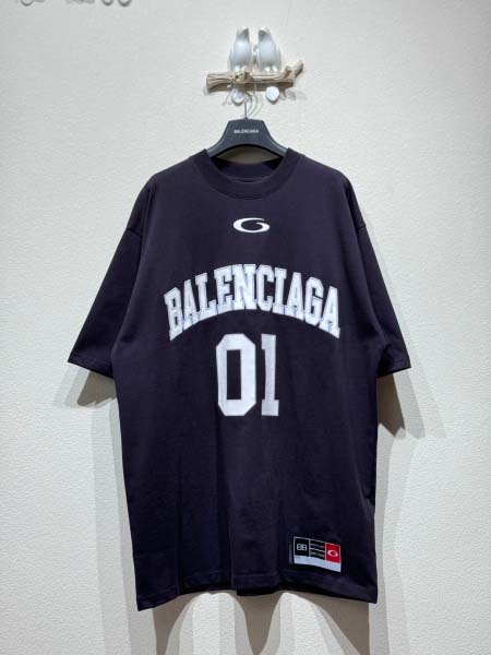 2025年5月26日入荷新作Balenciaga半袖 Tシャ...