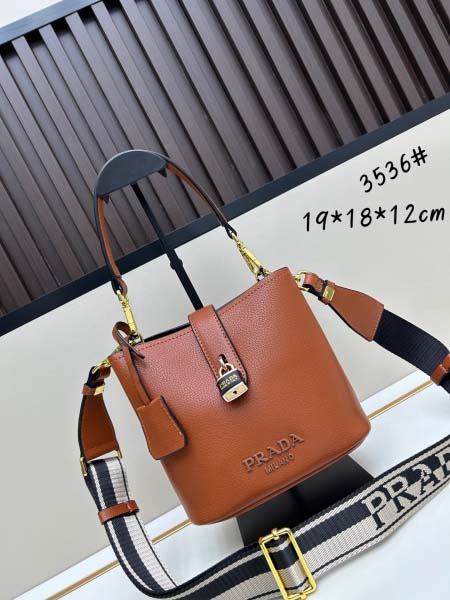 2025年5月28日入荷新作  Saffiano  SIZE...