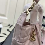 2025年5月28日入荷新作Dior CD mini  SIZE:13*15*12cm  お安い/人気/本革 バッグ/XX工場
