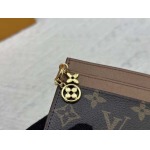 2025年5月28日入荷Louis Vuitton名刺入れM82739  Monogram Monogram SIZE：10.2 x 7.3 x 0.3 CM 人気の新作/誕生日プレゼント/ZC工場