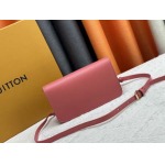 2025年5月28日入荷Louis Vuitton バッグM14564   Wallet On Chain   LV Bloom   11.5 x 4 x 20 CM 人気の新作/誕生日プレゼント/ZC工場