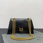 2025年5月29日入荷新作 Balenciaga  SIZE： 25x15x9.5cm お安い/人気/革/バッグ/XX工場
