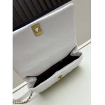 2025年5月29日入荷新作   Chanel  coco handle  Coco  SIZE22x15x8 お安い/人気/革/バッグ/XX工場