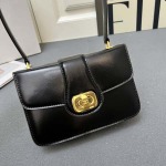 2025年5月29日入荷新作CELINE 2025 Teen tromphe SIZE:19*13*5cmお安い/人気/革/バッグ/XX工場