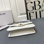 2025年5月29日入荷新作CELINE 2025 Teen tromphe SIZE:19*13*5cmお安い/人気/革/バッグ/XX工場