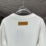 2025年5月30日入荷新作Louis Vuitton半袖 tシャツ高品質/人気/誕生日プレゼント/DR工場S-XL