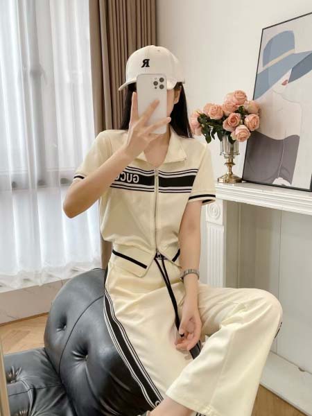 2025年6月12日入荷春夏新作Pradaセット上下ファッション/誕生日プレゼント/贈り物 can工場