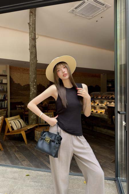 2025年6月12日入荷春夏新作Loeweタンクトップファッション/誕生日プレゼント/贈り物 can工場
