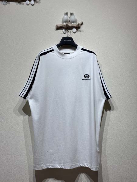 2025年6月4日入荷新作Balenciaga半袖 tシャツ...