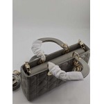 2025年6月5日入荷新作150  Dior 26CM-Lady Dior    お安い/人気/革/バッグ/SY工場