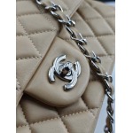 2025年6月5日入荷新作Chanel  A01112 SIZE:：25.5*15.5*6.5  お安い/人気/革/バッグ/SY工場