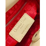 2025年6月5日入荷新作17CMx15CMx7CM  Lady Dior お安い/人気/革/バッグ/SY工場