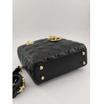 2025年6月5日入荷新作20CMx16.5CMx8CM  Lady Dior    お安い/人気/革/バッグ/SY工場