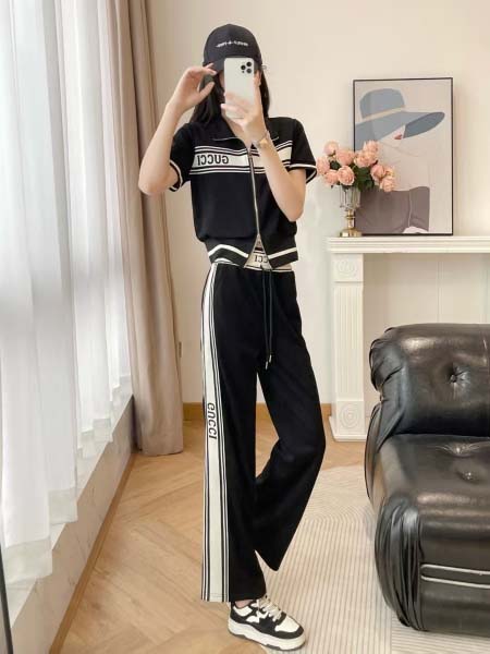 2025年6月12日入荷春夏新作GUCCIセット上下ファッシ...