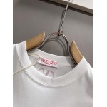2025年6月30日入荷新作VALENTINO半袖Tシャツ 高级品超厳選★入手困難/誕生日プレゼント/MF工場
