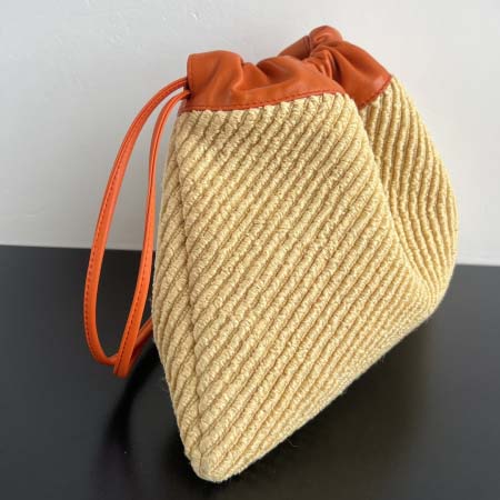 2025年7月7日入荷新作 Bottega Veneta新作   829218   SIZE:32x23 極品/正規品同様/人気/革/バッグ/AJ工場