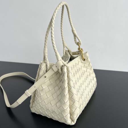 2025年7月9日入荷新作#Bottega Venetaintrecciato  835921   mini #Bottega Veneta  knot    Size29.5X18.5X17.5cm  極品/正規品同様/人気/革/バッグ/