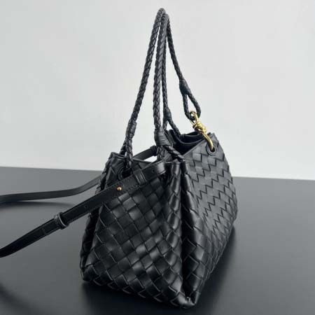 2025年7月9日入荷新作#Bottega Venetaintrecciato  835921   mini #Bottega Veneta  knot    Size29.5X18.5X17.5cm  極品/正規品同様/人気/革/バッグ/