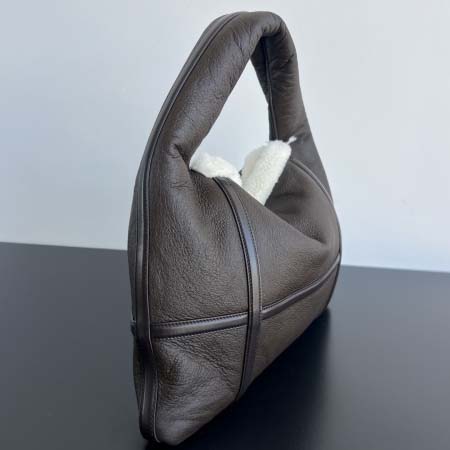 2025年7月9日入荷新作#Bottega Veneta   41x20.5x7.5特価/人気/革/バッグ/AJ工場
