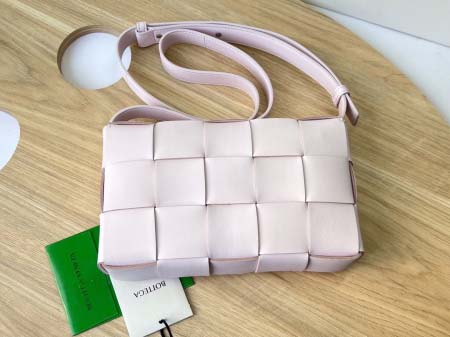 2025年7月9日入荷新作#Bottega Veneta  23x15x6特価/人気/革/バッグ/AJ工場