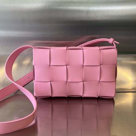 2025年7月9日入荷新作#Bottega Veneta   23x15x6 特価/人気/革/バッグ/AJ工場
