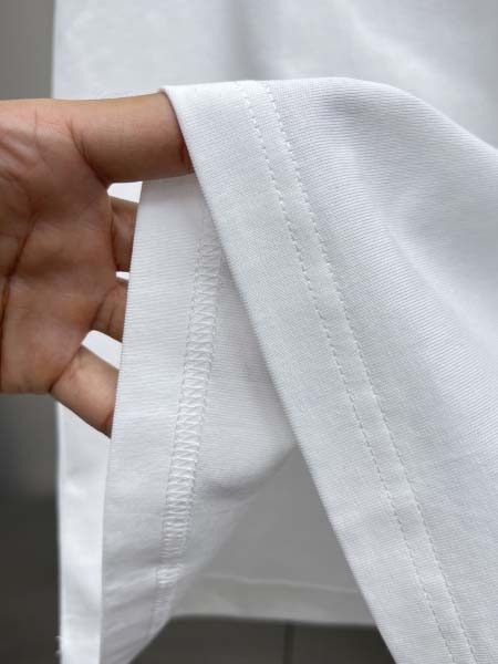 2025年7月22日入荷新作VALENTINO半袖 tシャツ人気商品/DW工場